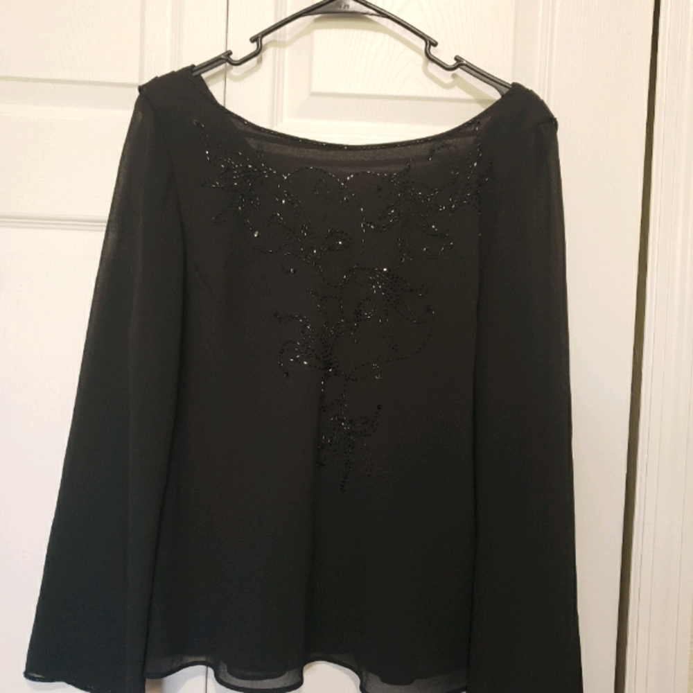 Elegant long sleeve blouse